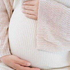 李开复19💸88年🎋👨获卡内基🇿🇲梅隆大学计🇪🇨算机学🛂博士学位，曾任👩‍💼